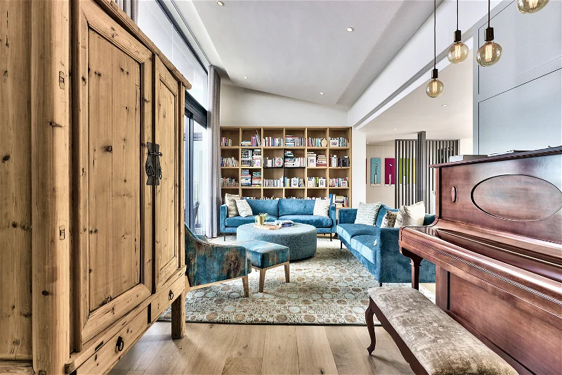 property_e93559ae-22cd-4d0f-9777-32ba05862ea1_13