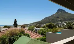 Central House in Camps Bay – photo 2 thumbnail