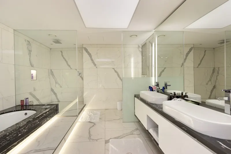 Nettleton Luxe  in Clifton – photo 33