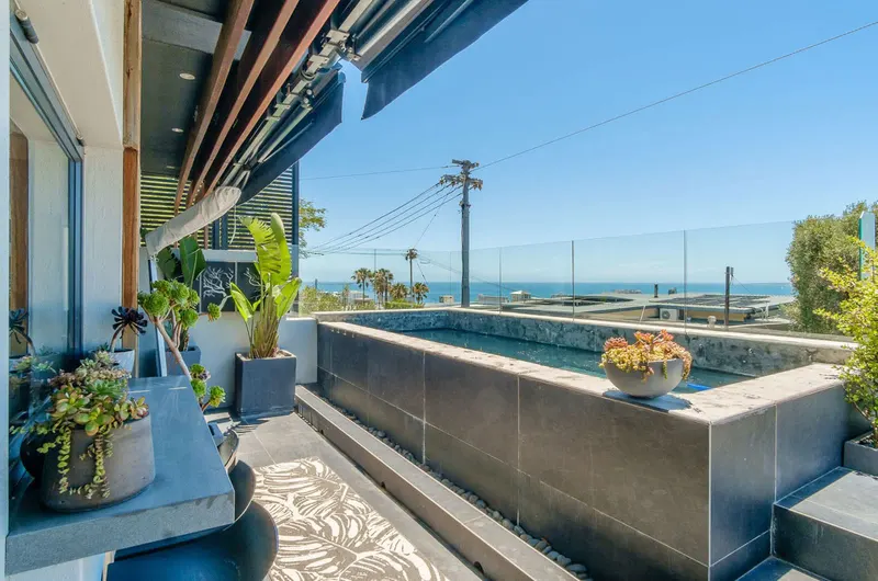 Joubert Oasis Villa in Green Point – photo 6