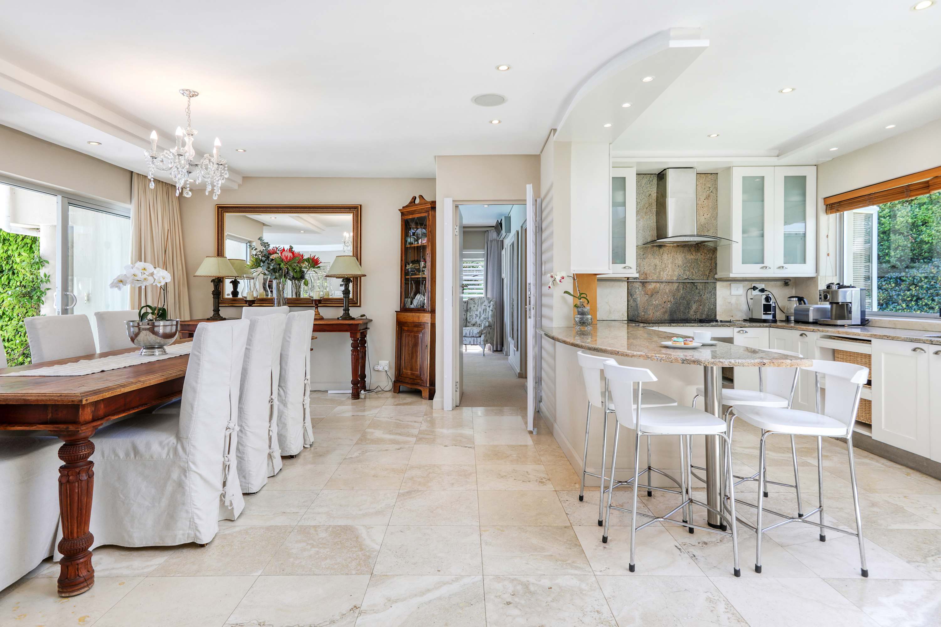 property_e960fa90-05e5-4445-aab5-3a858ec3c136_14