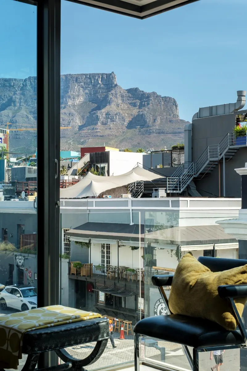 304 on N in Green point – photo 4