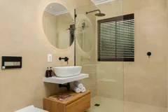 15 Woodford in Camps Bay – photo 12 thumbnail