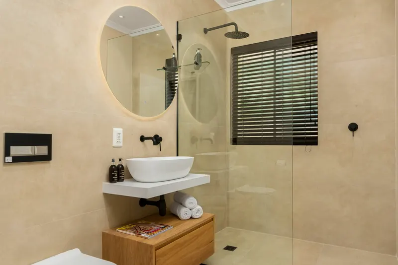 15 Woodford in Camps Bay – photo 12