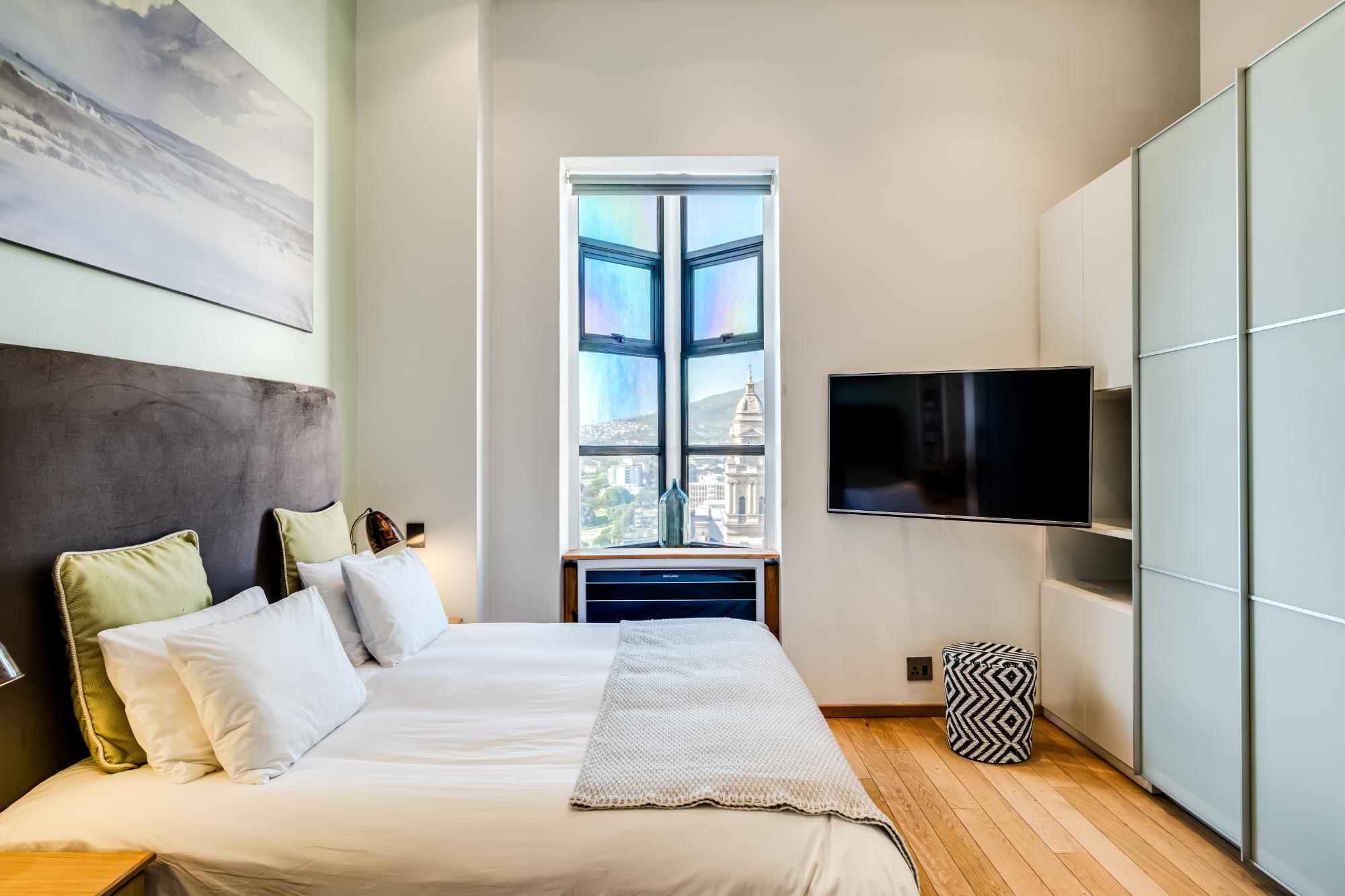 property_e9b5e620-0b4d-46c7-8239-ff864c660d1b_17