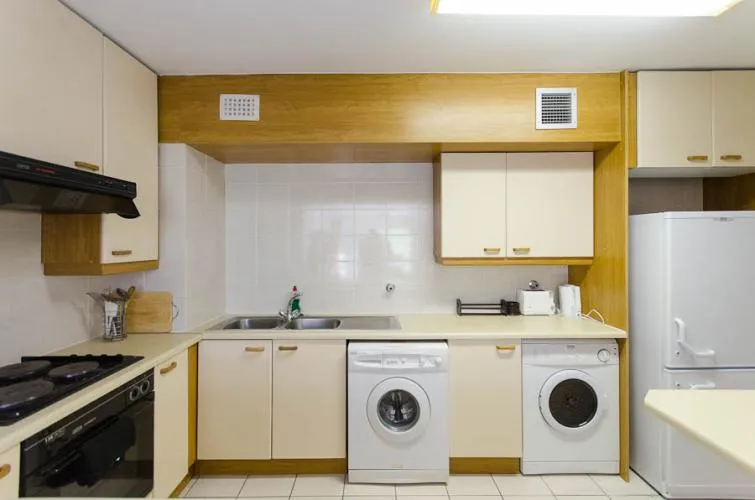property_e9d45982-e505-4265-9c2a-34f7b970f8b3_8