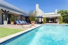 Constantia Luxury Home in Constantia – photo 3 thumbnail
