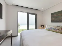 8 Glen Beach Villa in Camps Bay – photo 7 thumbnail