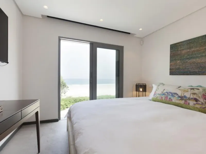 8 Glen Beach Villa in Camps Bay – photo 7
