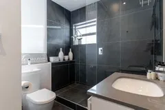 Jo Leo Villa in Camps Bay – photo 40 thumbnail