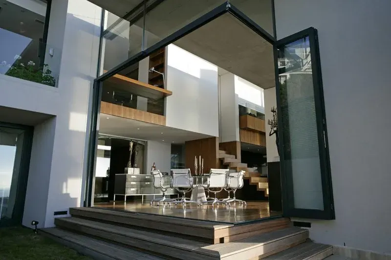 Mwanzoleo Villa in Bantry Bay – photo 12