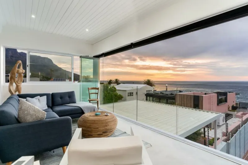 42 on Victoria - Camps Bay beach bungalow in Bakoven – photo 25