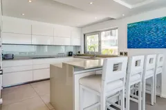Ocean Breeze in Clifton – photo 6 thumbnail