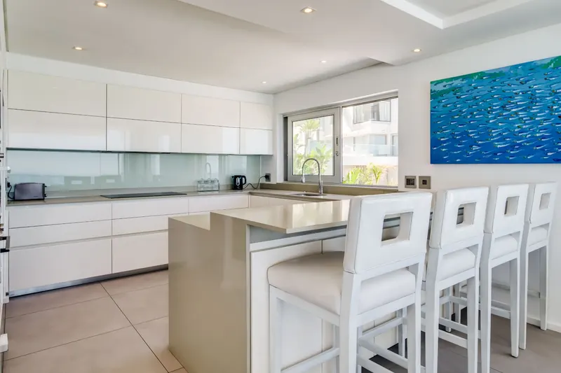 Ocean Breeze in Clifton – photo 6