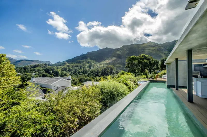 Villa Constantia in Bishopscourt – photo 9