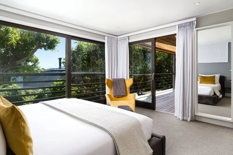 17 Geneva Middle in Camps Bay – photo 7
