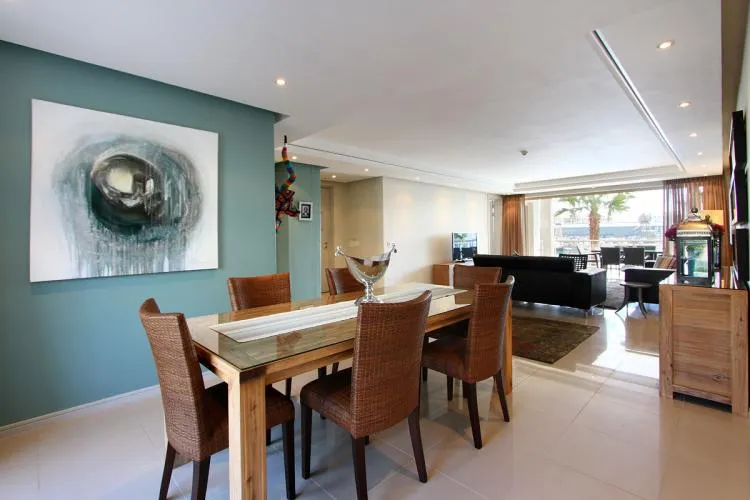 property_eae39266-d4d9-42ea-9b8b-ea9d624d00c7_4
