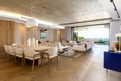 Arkham Villa in Fresnaye – photo 13 thumbnail
