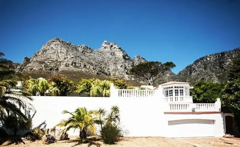 Camps Bay Hacienda in Bakoven – photo 16
