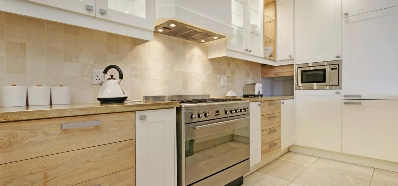 property_eb339bb8-c4c4-4202-b891-e5037a4a7b7a_5