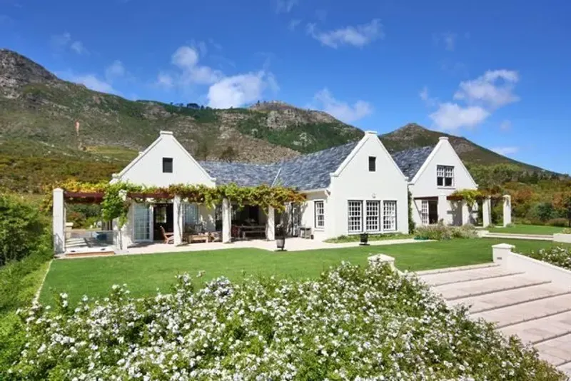 Aristea in Noordhoek – photo 6