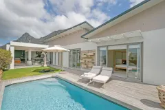 Villa Naude in Lakeside – photo 19 thumbnail