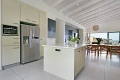 Villa Naude in Lakeside – photo 7 thumbnail