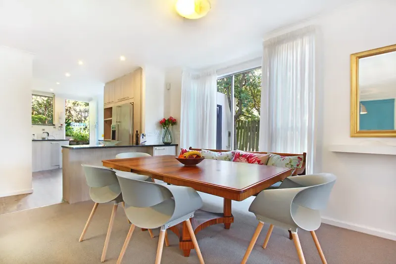 Glen Beach Vista House Lower Unit in Camps Bay – photo 7