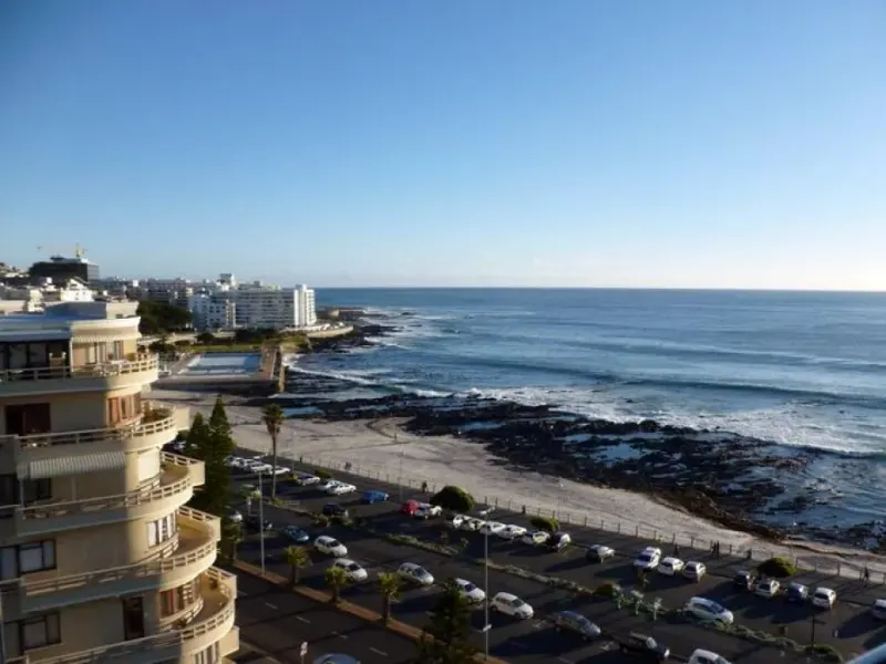 Naelemay Beach Road Apartment in Sea Point – photo 2