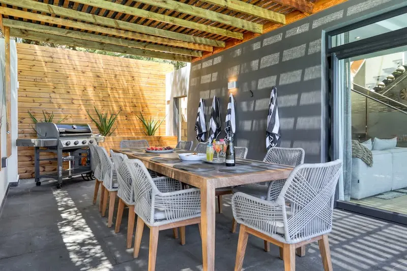 Central Drive Villa in Camps Bay – photo 11