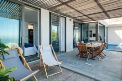 Coral Sea in camps bay – photo 19 thumbnail