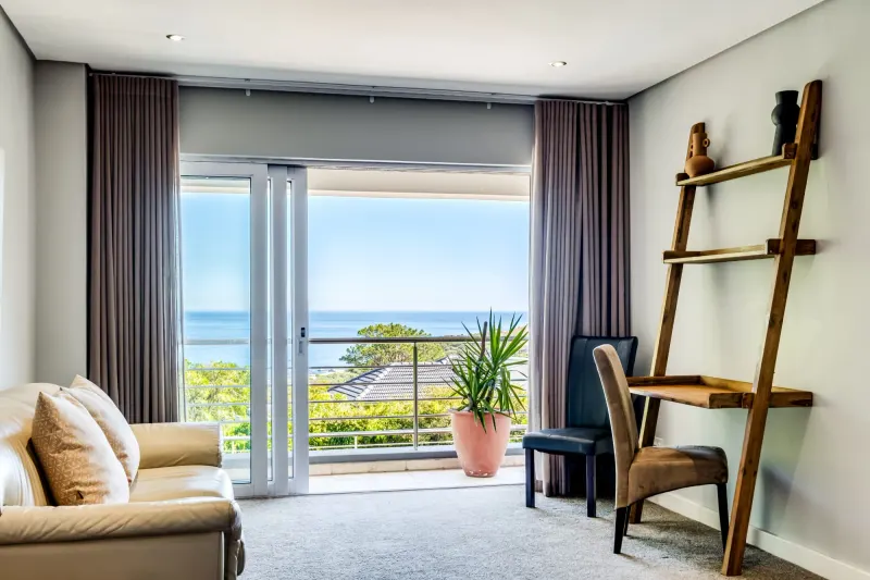 100 Geneva Drive in Camps Bay – photo 13