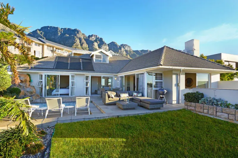 Upper Tree Villa in Camps Bay – photo 2