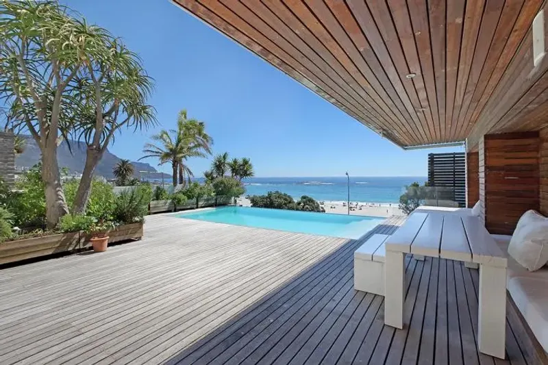 15 Views House in Camps Bay – photo 4