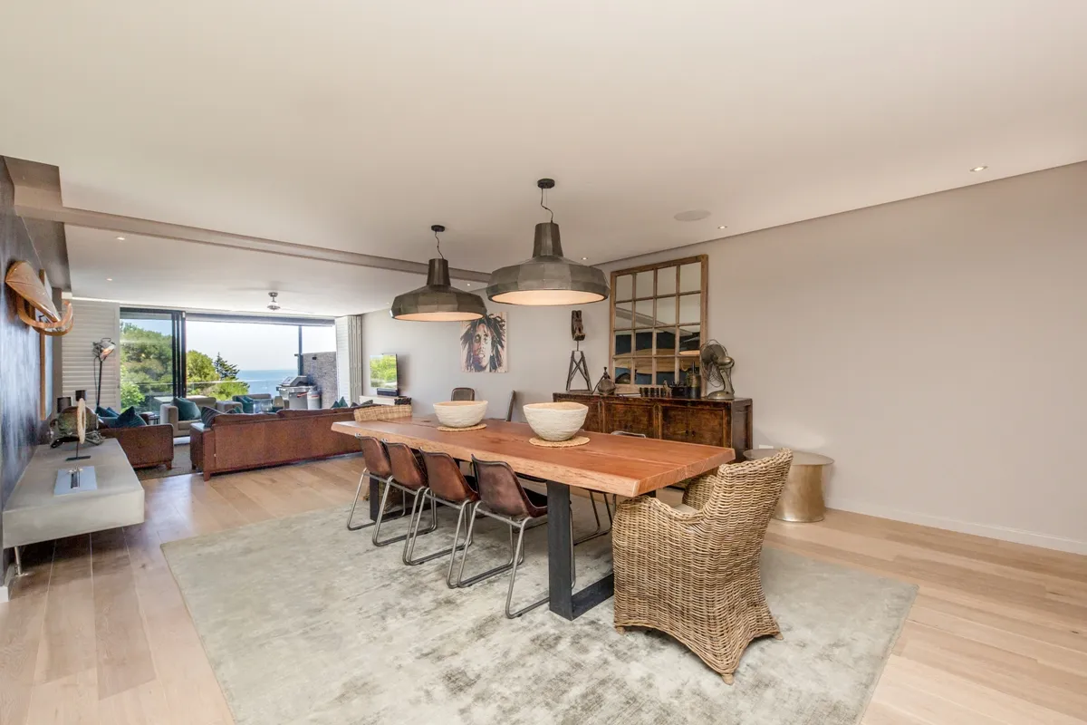 property_ee9d22c4-5a97-4e5a-ab48-010ad3505ea4_4