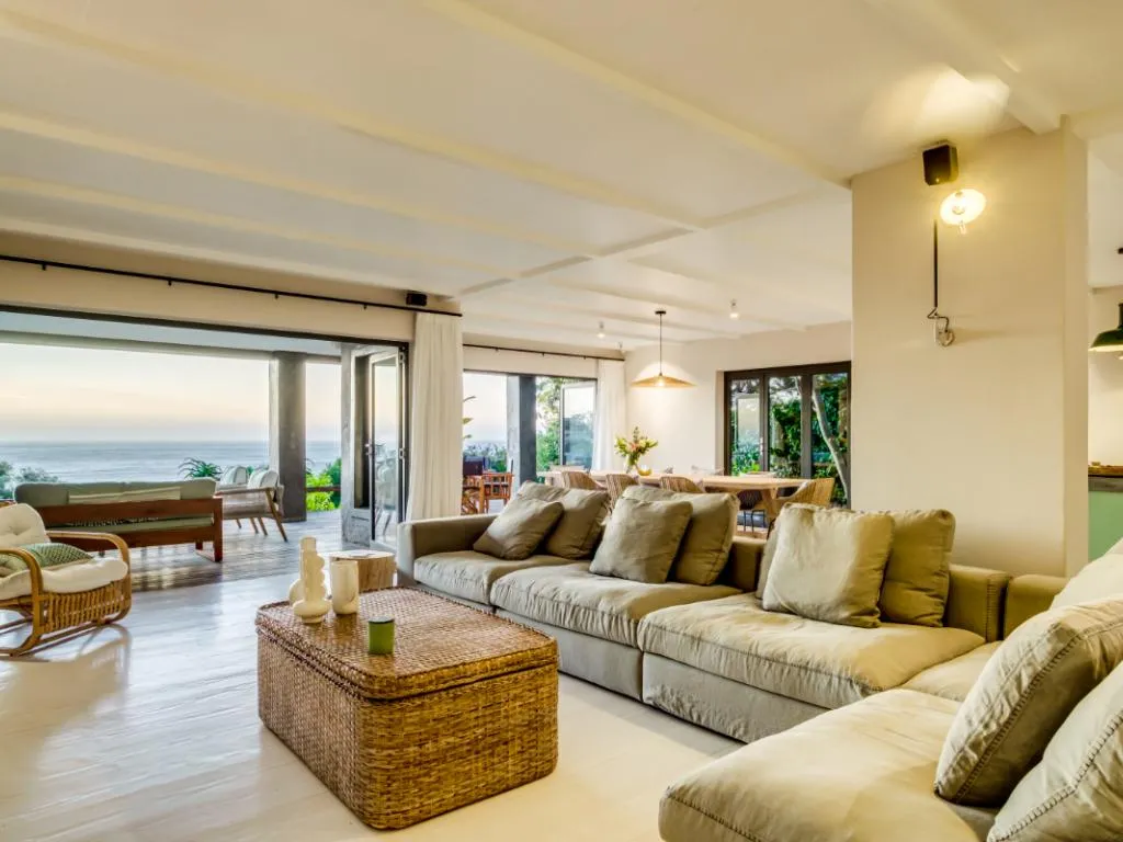 property_ee9daa10-f0f4-43ca-a013-cb3b96d98d2c_7
