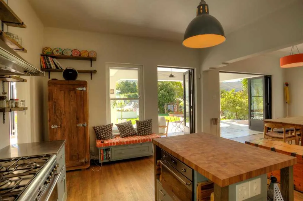 property_eec5c6d8-4892-41c3-bd65-0c01a8448a34_25