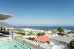 Blue Ocean Penthouse in Camps Bay – photo 33 thumbnail