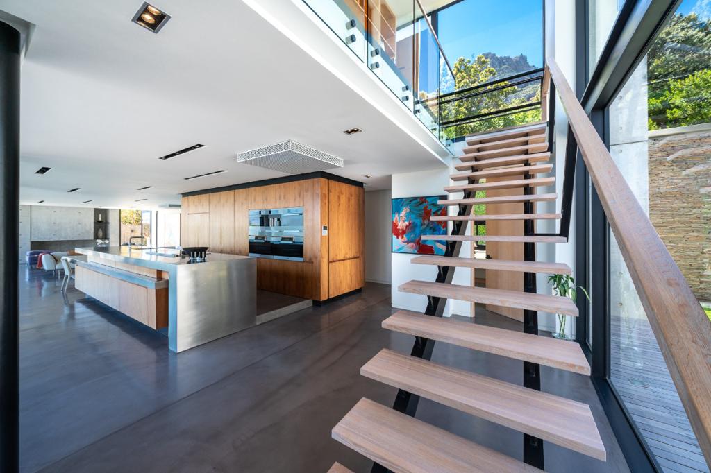 property_ef5d65d9-36ea-48f1-a9bc-6118b4701d97_11