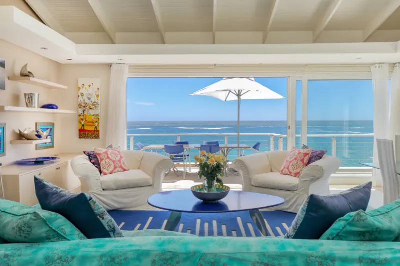 Ocean Blue Bungalow in Clifton – photo 18