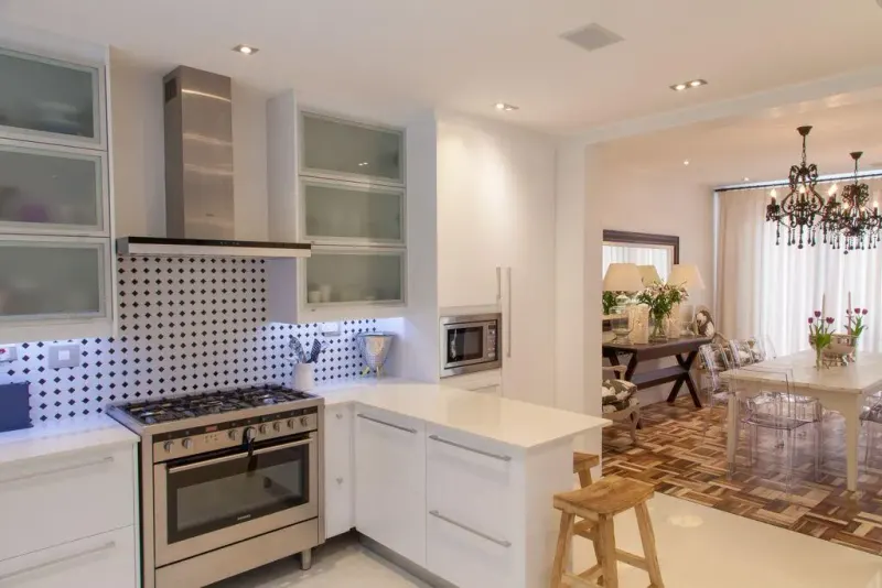 Marina Dream Villa in Bantry Bay – photo 2