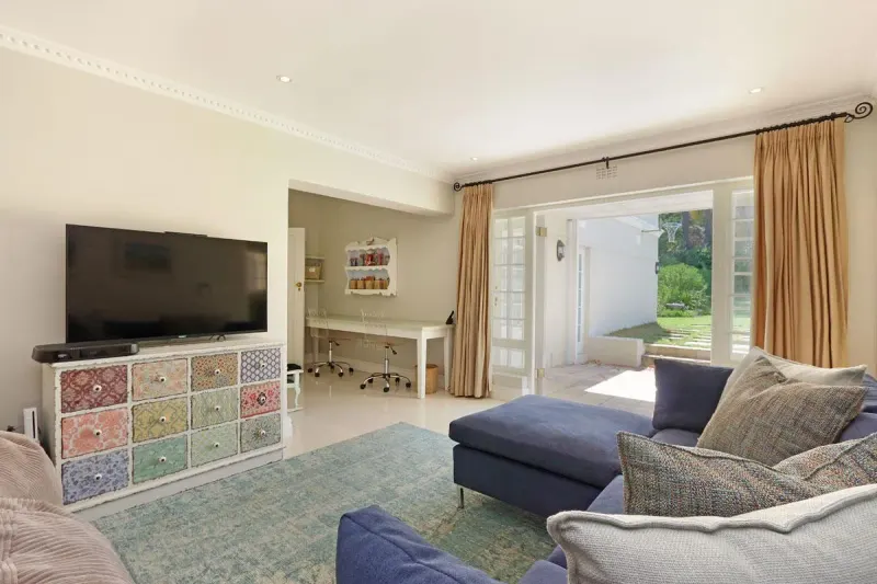 Constantia Sunkissed Villa in Airlie – photo 10