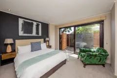 17 Geneva Lower in Camps Bay – photo 2 thumbnail