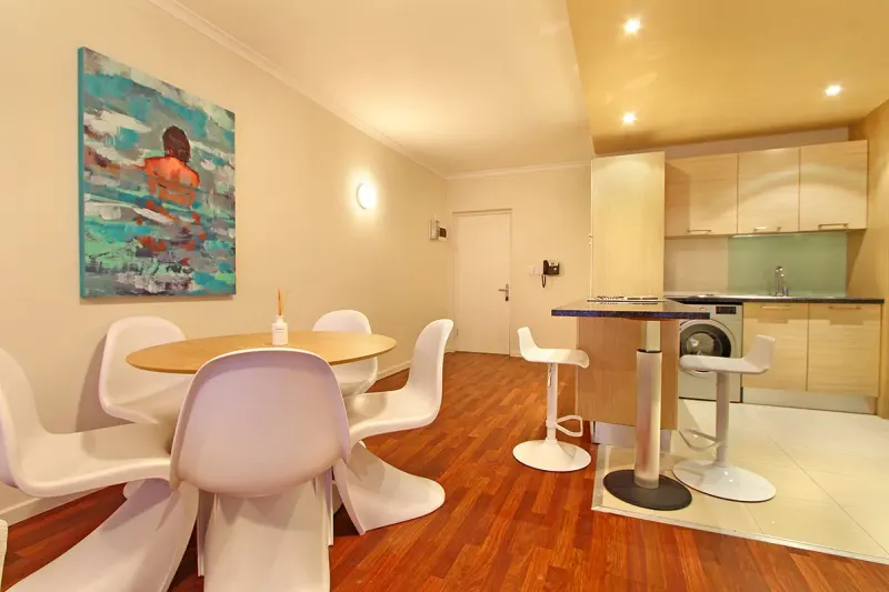 Horizon Bay 702 in Table View – photo 5