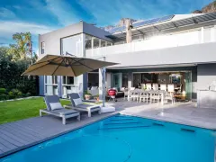 Camps Bay Azzurra in Bakoven – photo 9 thumbnail