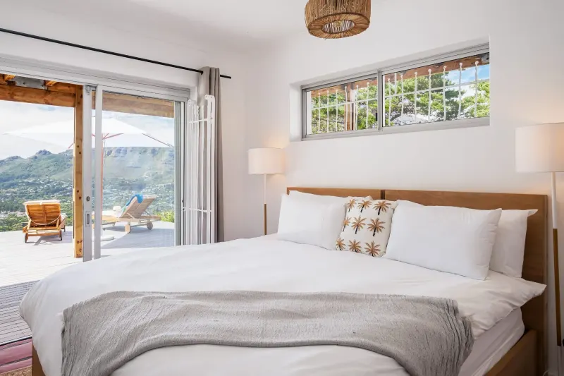 Mountain View Villa in Hout Bay – photo 17