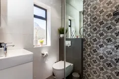 Camps Bay Nest in Camps Bay – photo 25 thumbnail