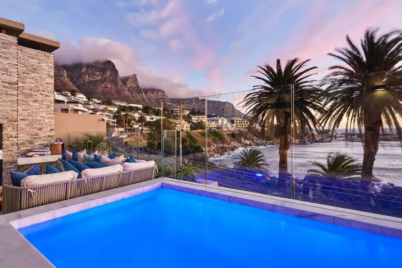 Bakoven Palms Villa  in Camps Bay – photo 1