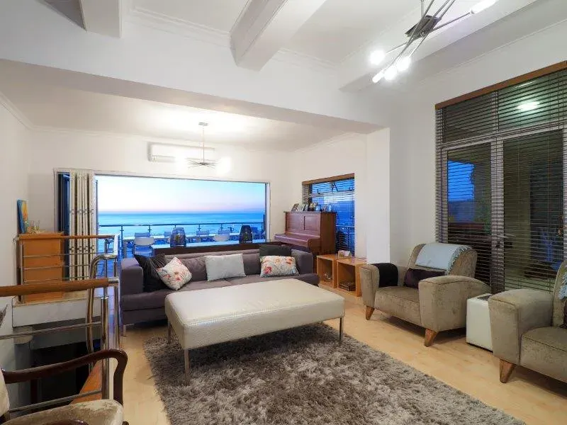 Villa Ravine Road in Bantry Bay – photo 11