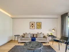 G on S Apartment in Three Anchor Bay – photo 12 thumbnail